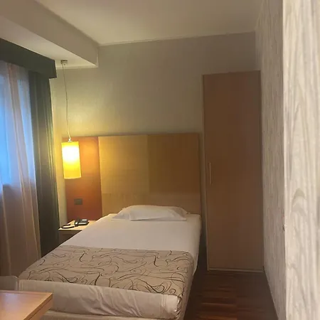 酒店 卡希纳斯科瓦度假酒店 4*