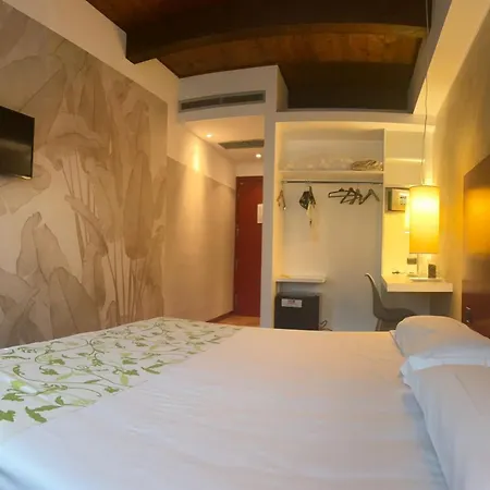 מלון Cascina Scova 4*