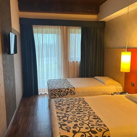 卡希纳斯科瓦度假酒店 4*