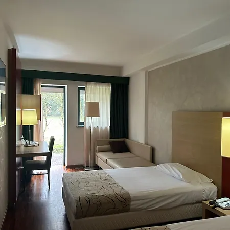 Cascina Scova 4*